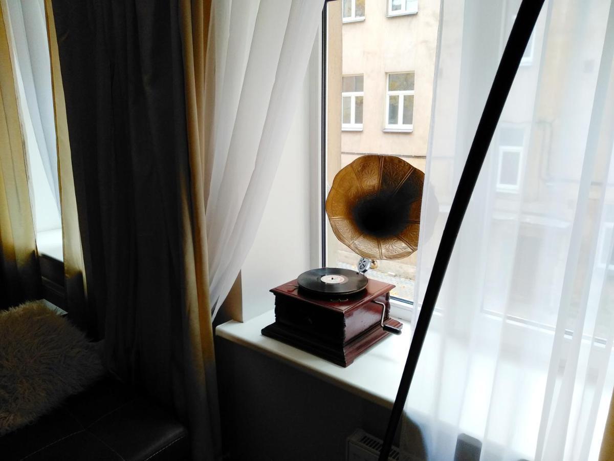 Appartement Baltic Amber In Diplomatic District & Free Parking à Riga Extérieur photo
