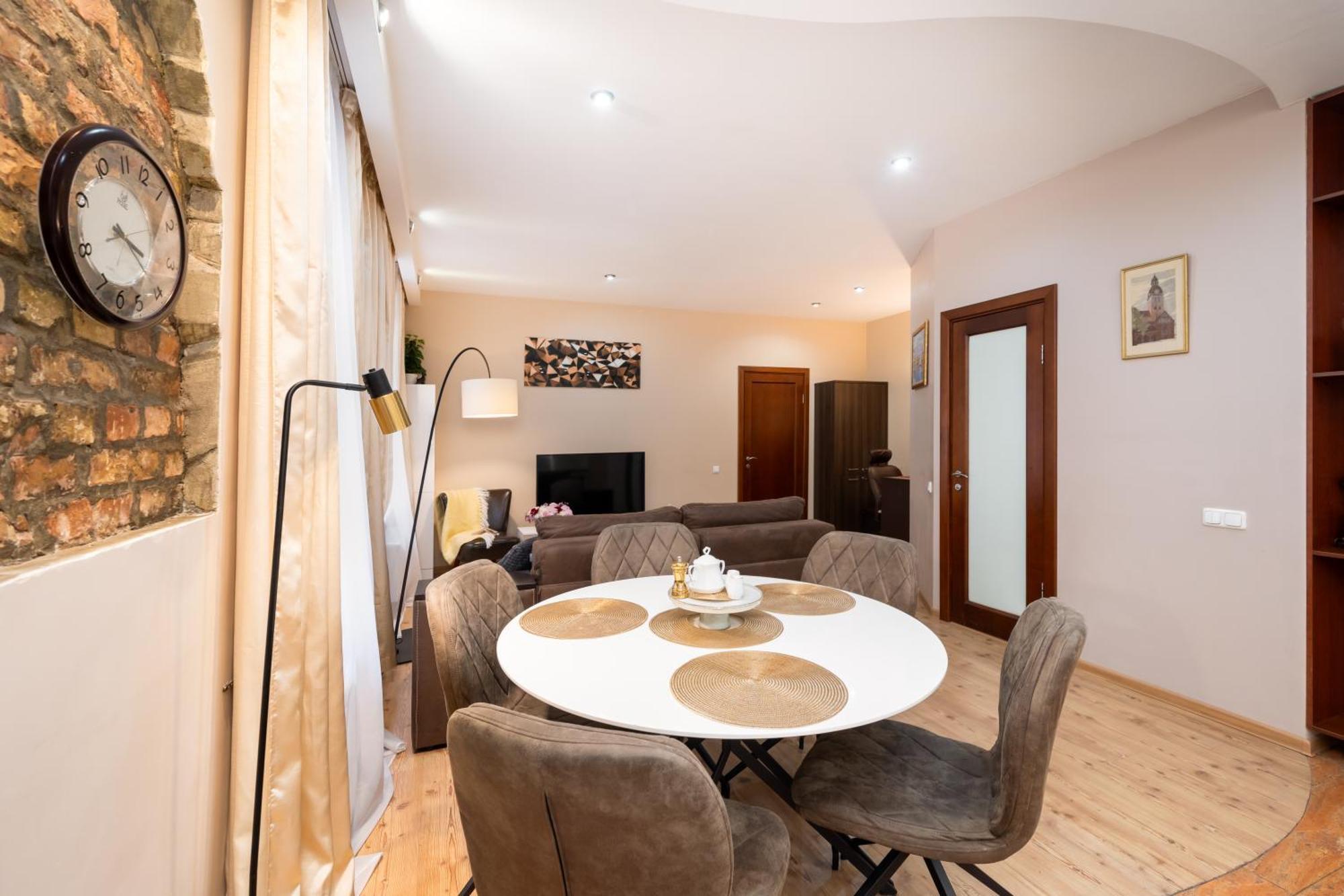 Appartement Baltic Amber In Diplomatic District & Free Parking à Riga Extérieur photo