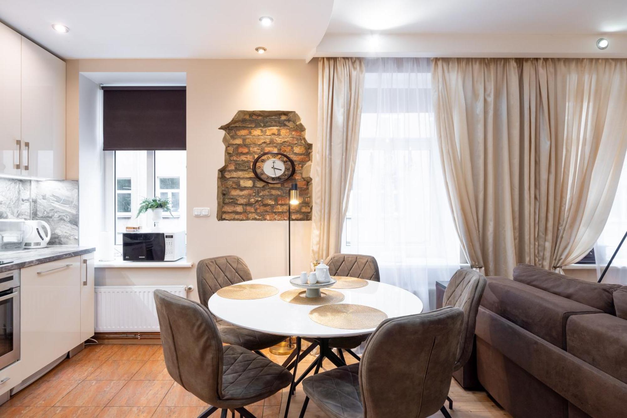 Appartement Baltic Amber In Diplomatic District & Free Parking à Riga Extérieur photo