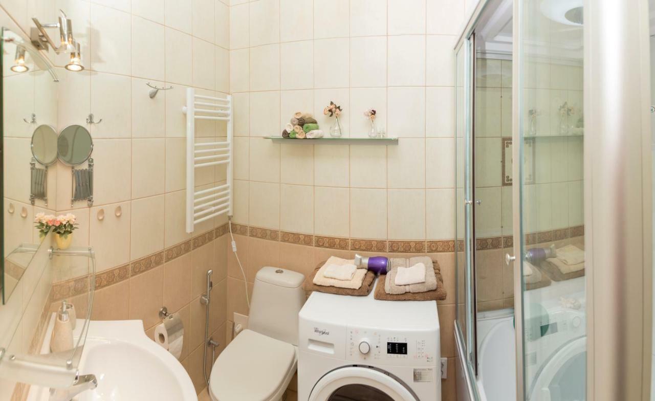 Appartement Baltic Amber In Diplomatic District & Free Parking à Riga Extérieur photo